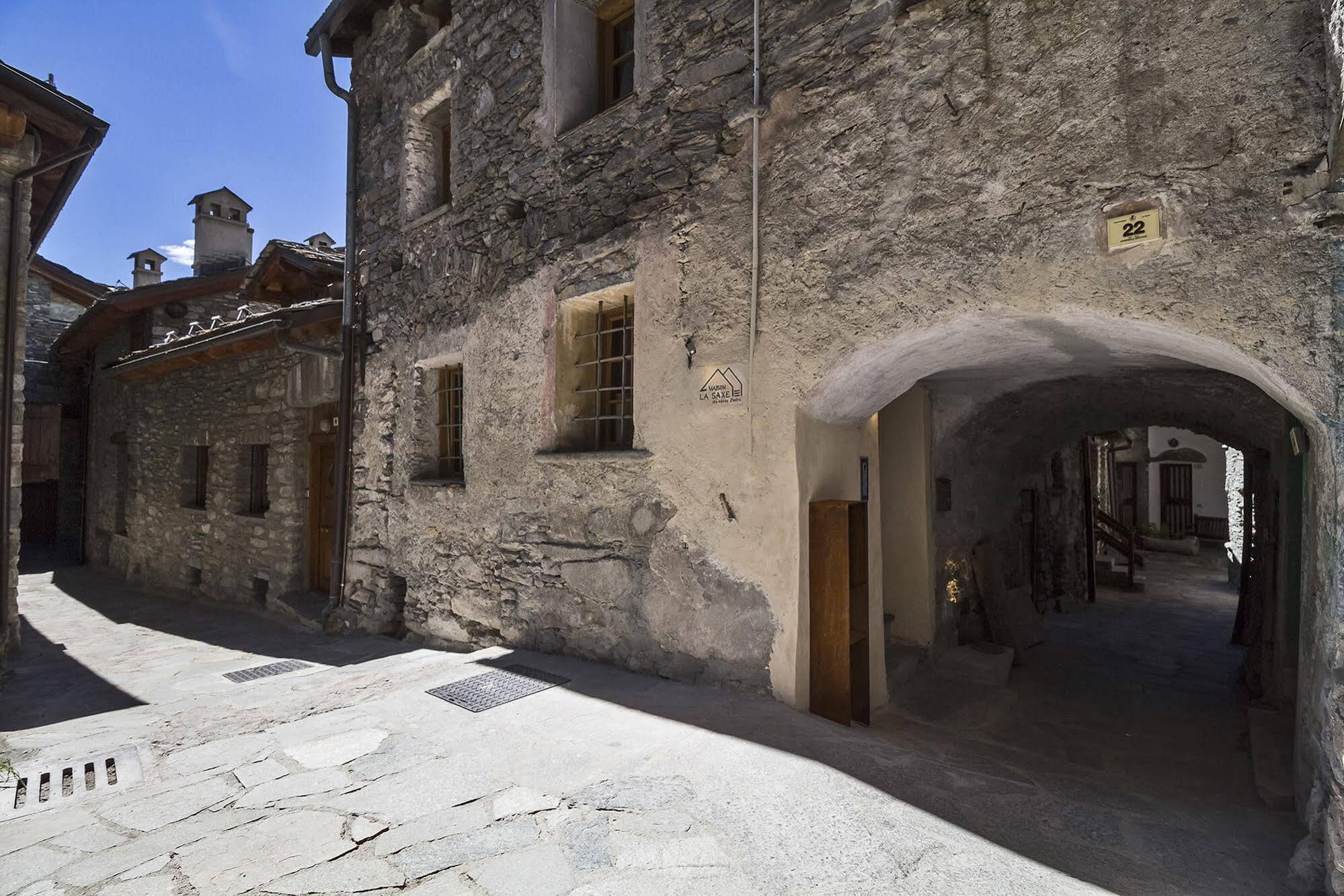 Maison La Saxe Courmayeur Extérieur photo