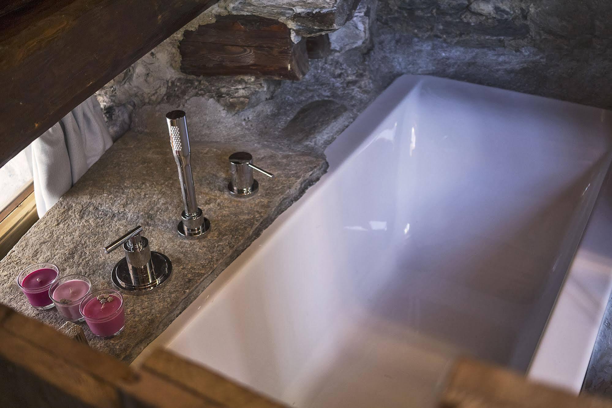 Maison La Saxe Courmayeur Extérieur photo