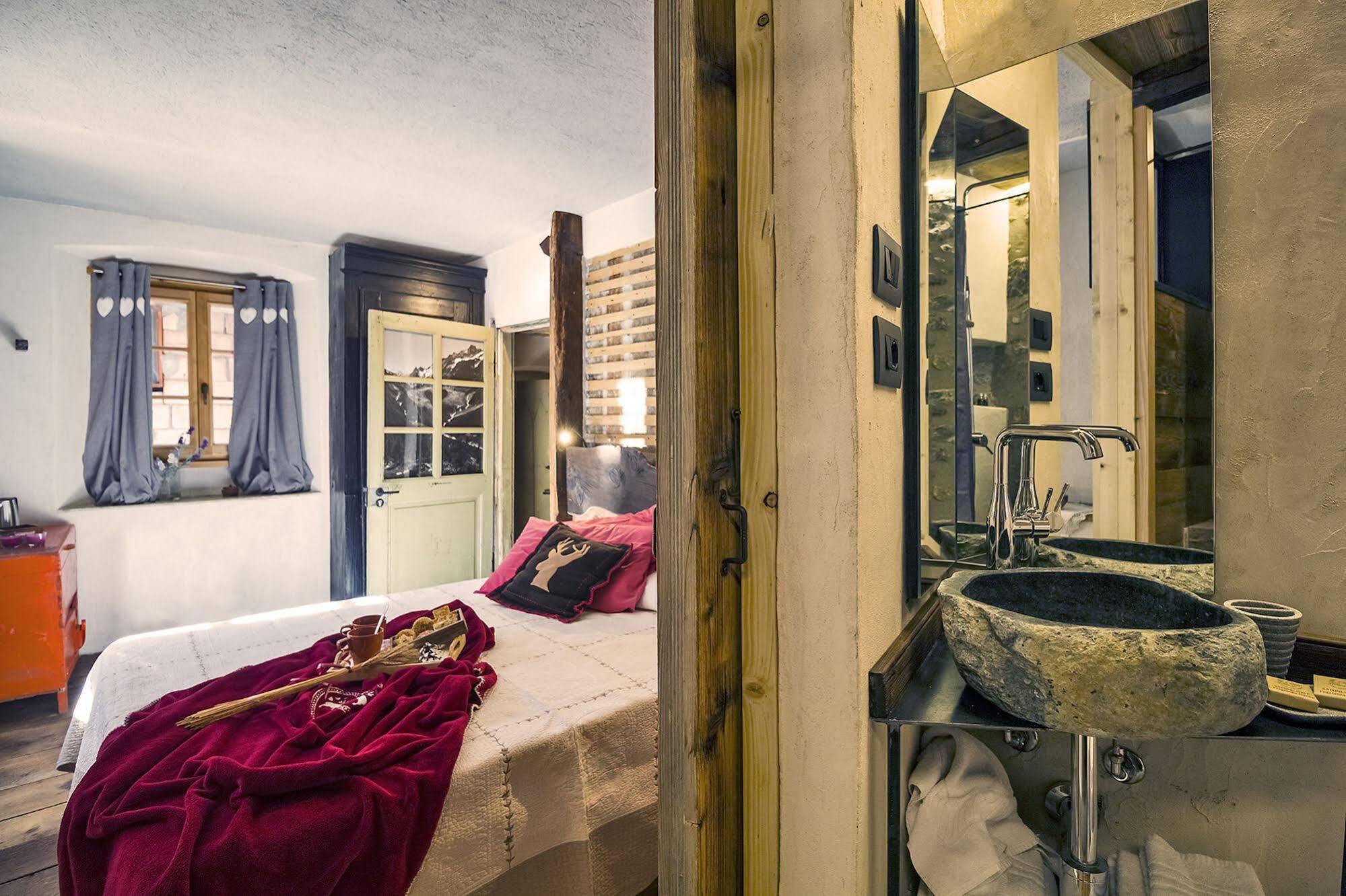 Maison La Saxe Courmayeur Extérieur photo