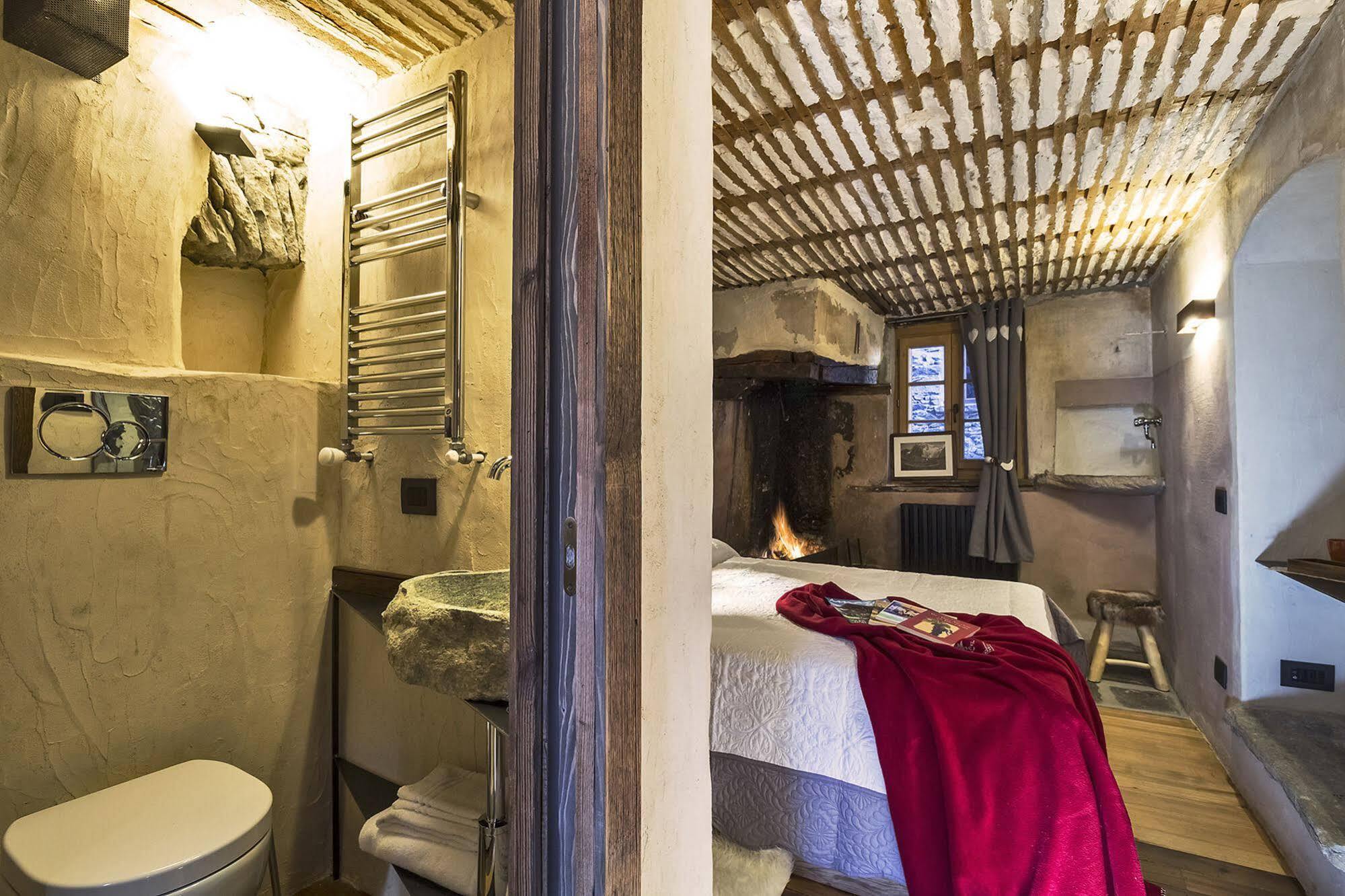 Maison La Saxe Courmayeur Extérieur photo