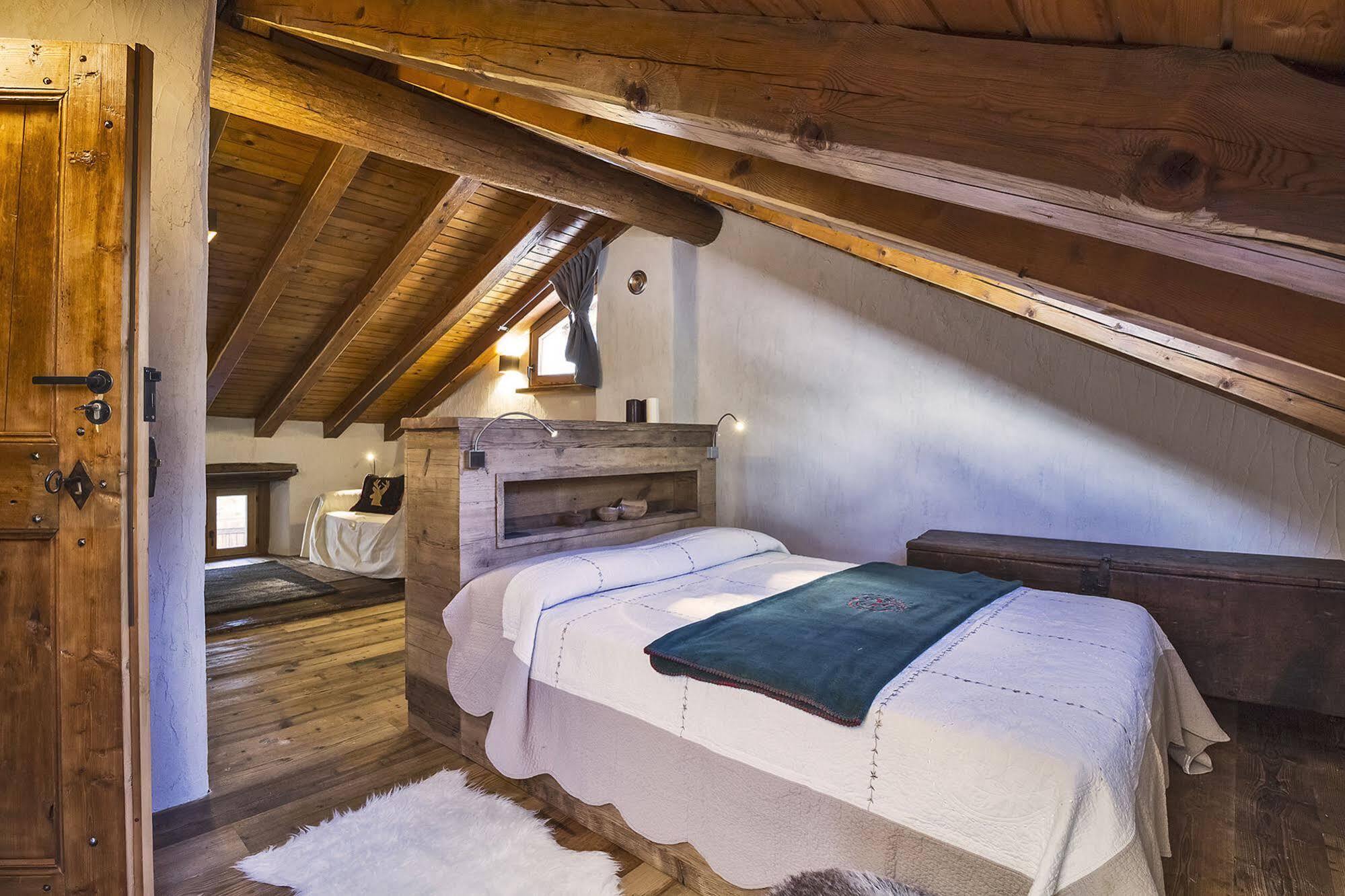 Maison La Saxe Courmayeur Extérieur photo
