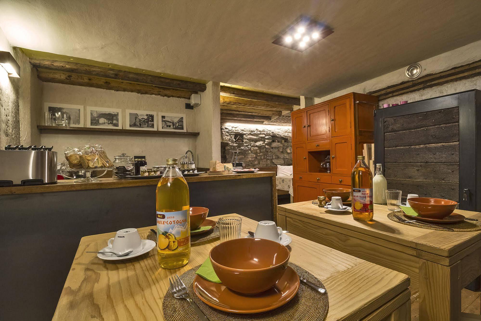 Maison La Saxe Courmayeur Extérieur photo