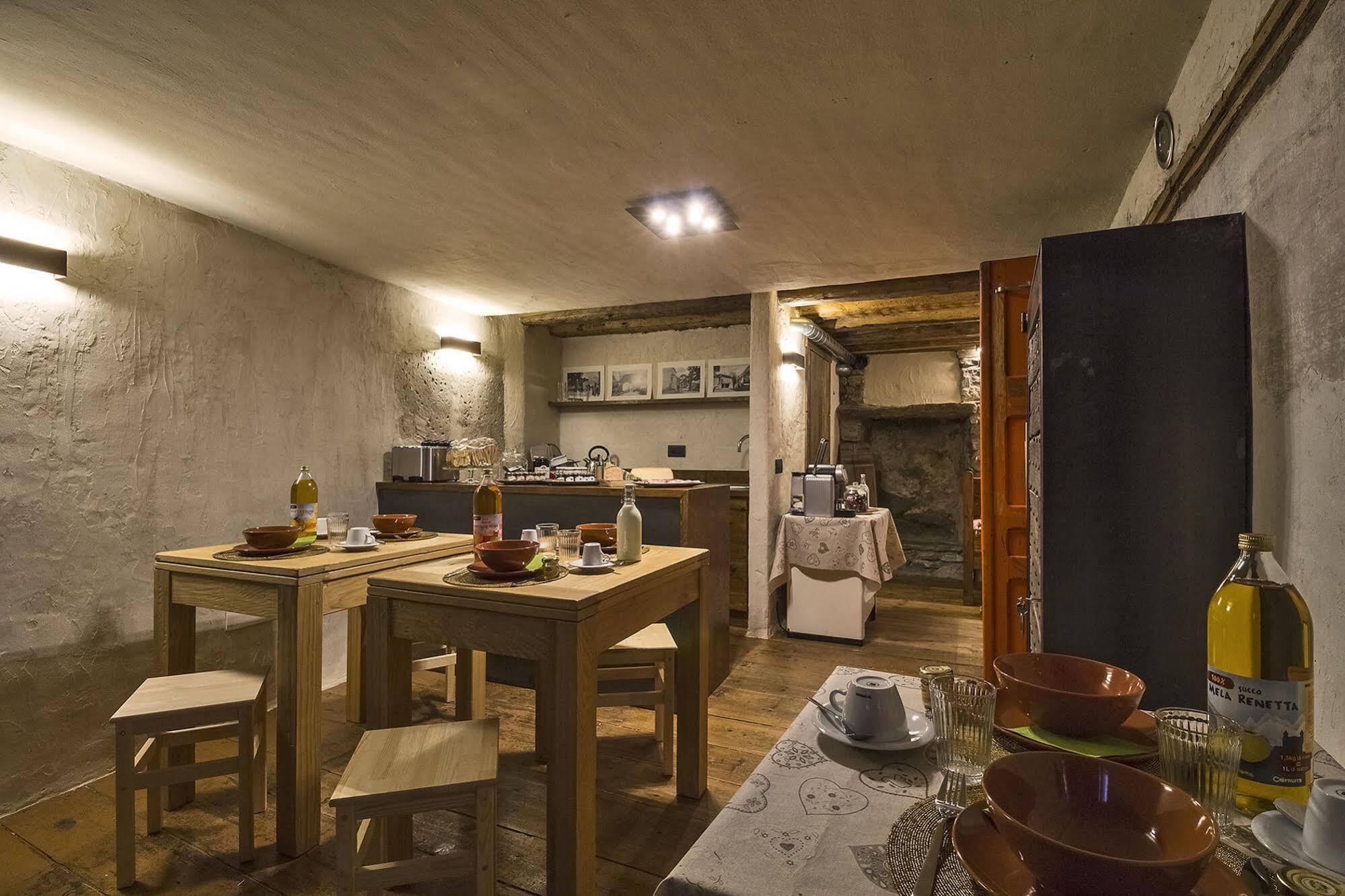 Maison La Saxe Courmayeur Extérieur photo